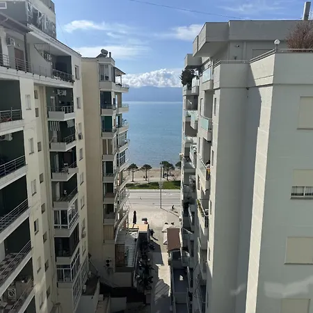 Lunara Vlorë