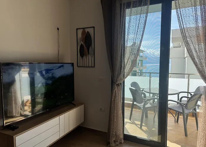 Lunara Apartament Wlora